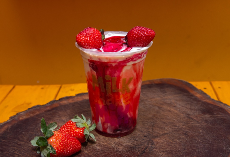 Milk Shake De Frutas Vermelhas