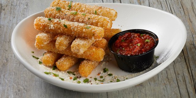 Shareable Mozzarella Sticks