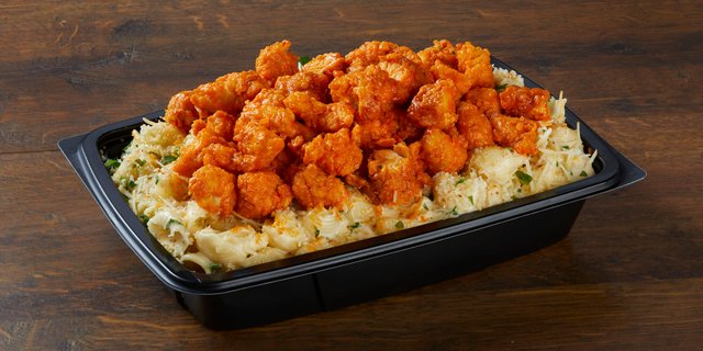 Zingers Mac and Cheese Catering Platter