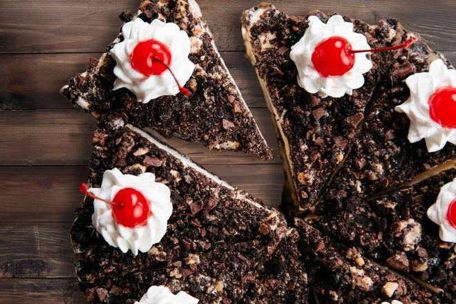 CAPT. JACK’S BURIED TREASURE WHOLE CAKE