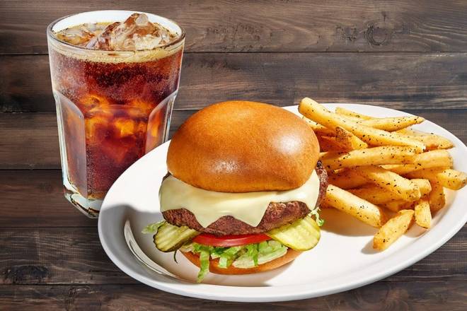 CLASSIC CHEESEBURGER COMBO*