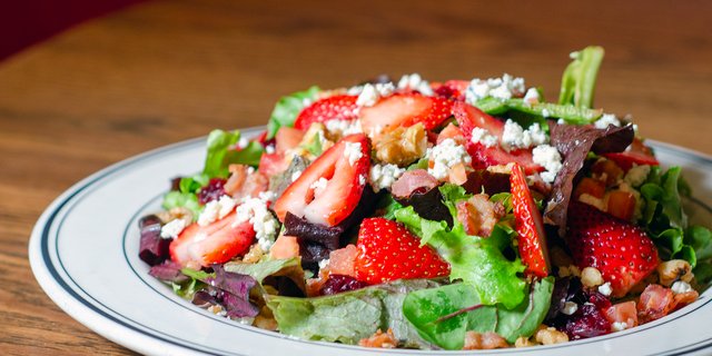 Cranberry and Walnut Salad