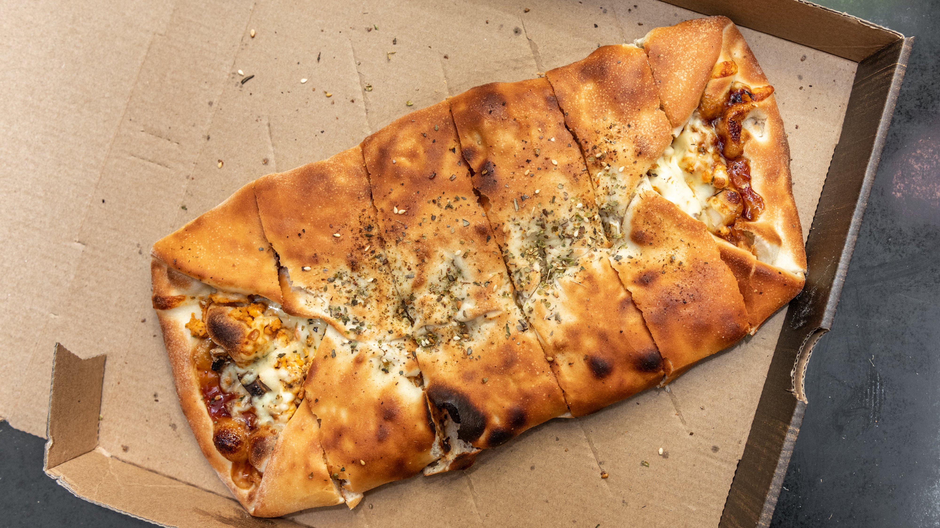 56, Chicken Pide