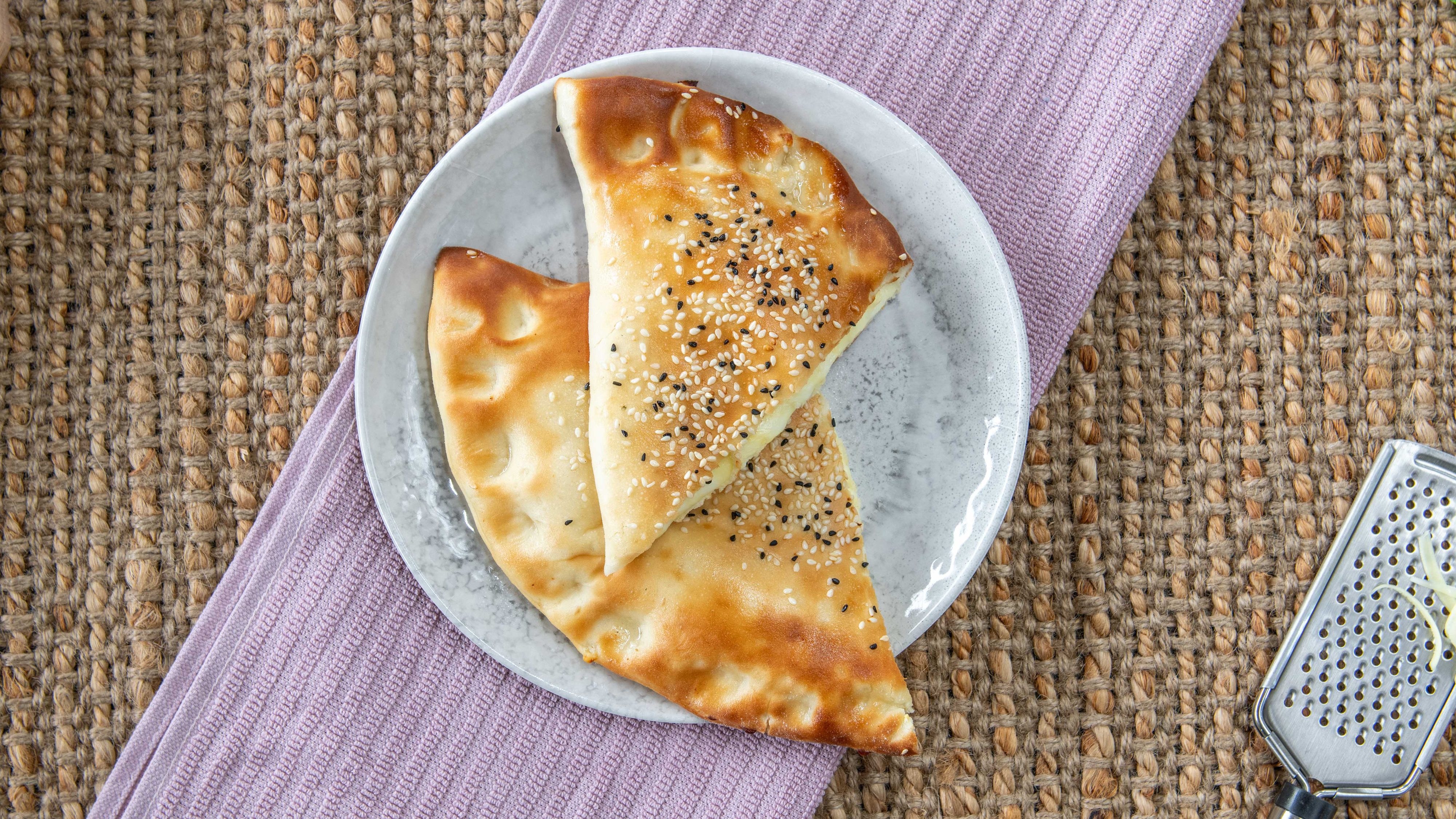 64. Cheese Pide