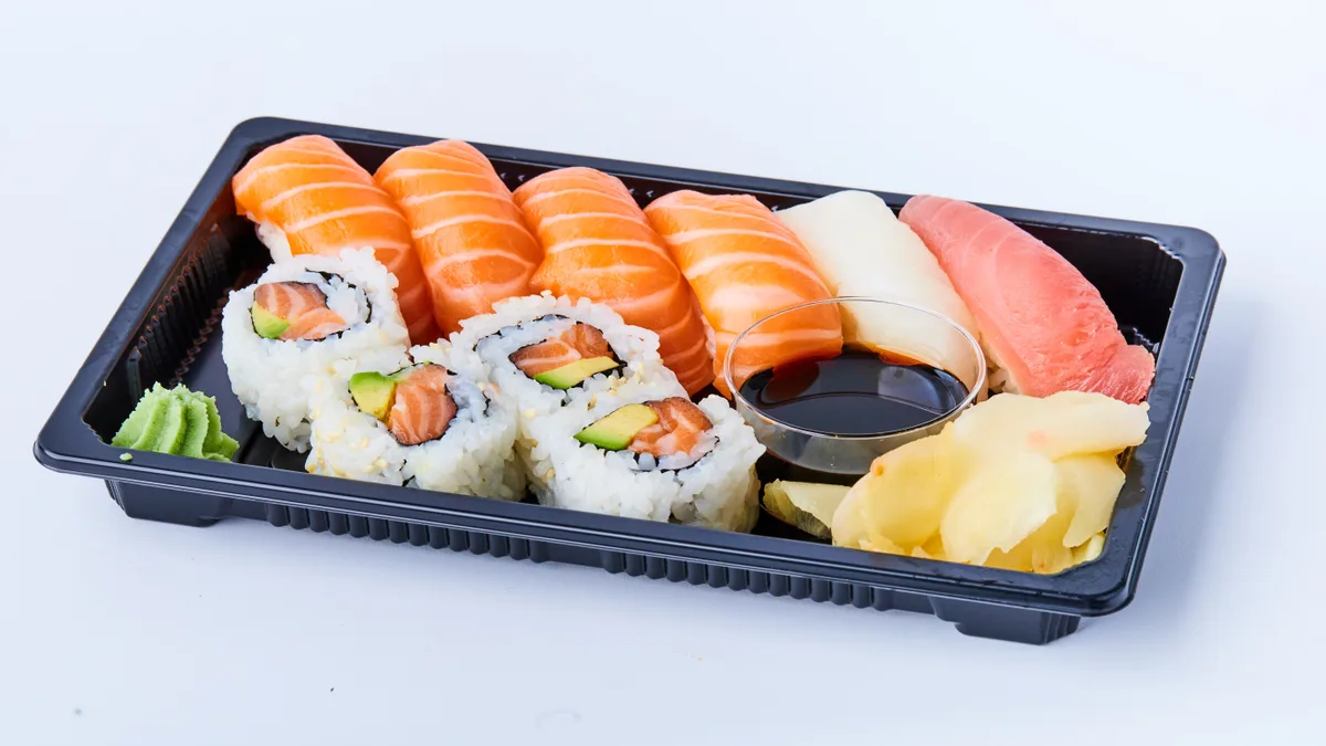 6. Medium sushi (10 biter)