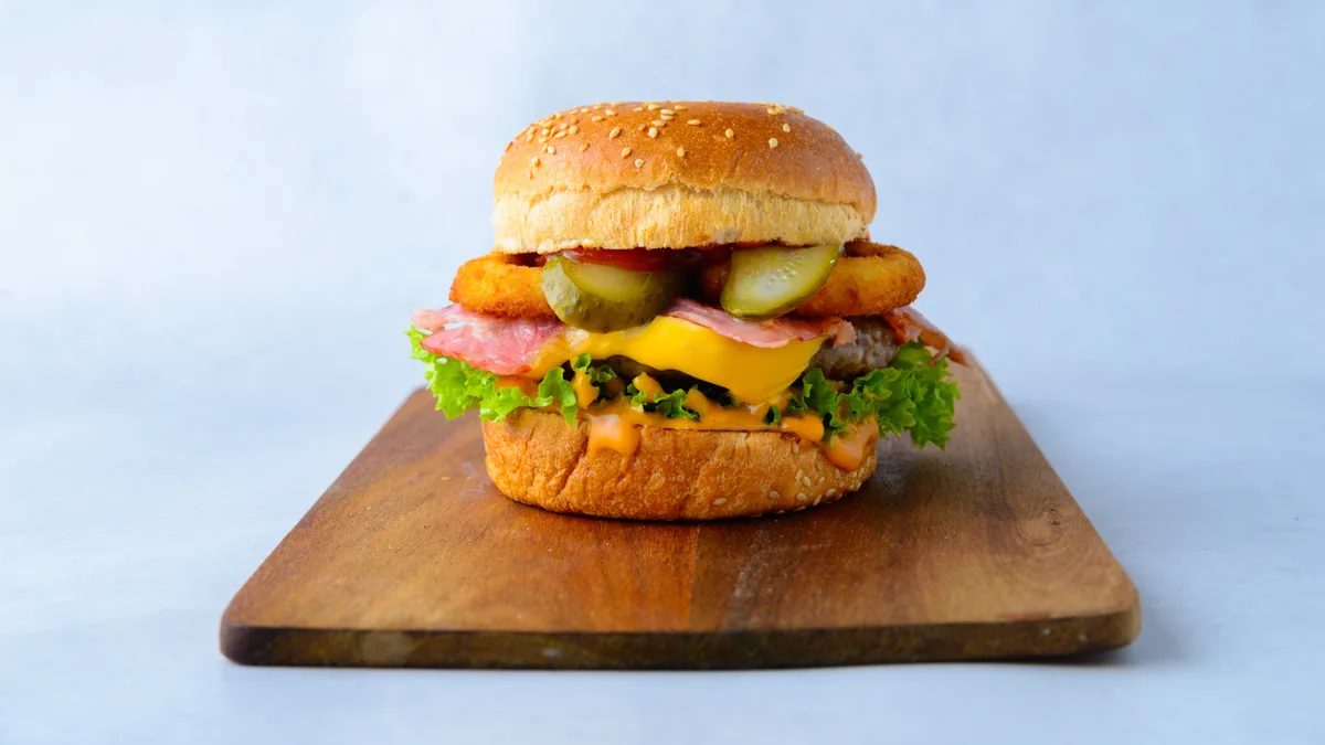 Grande Ring burger