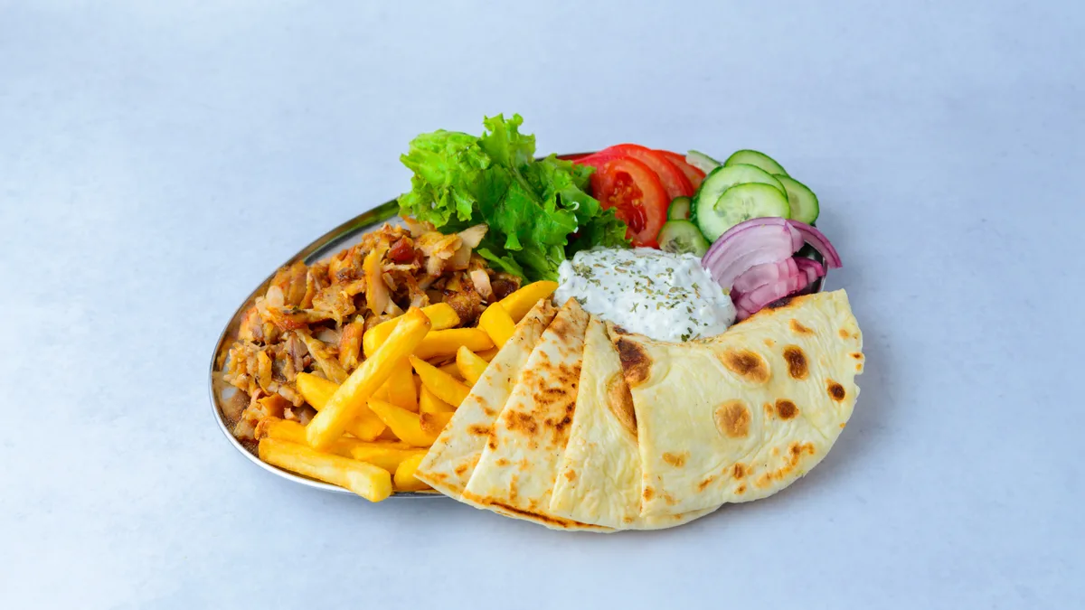 Mega gyros porcija