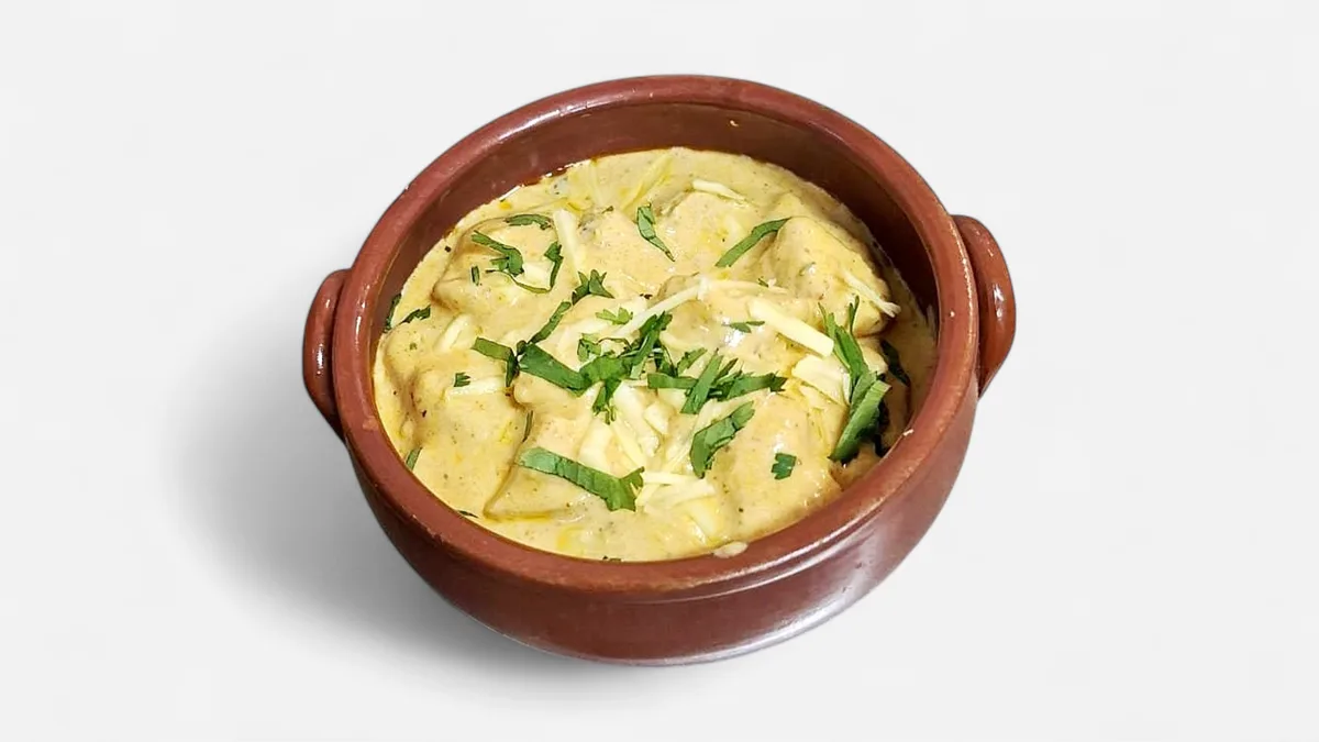 White Chicken Handi