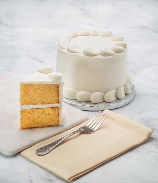 Vanilla Cake - 6 Inch