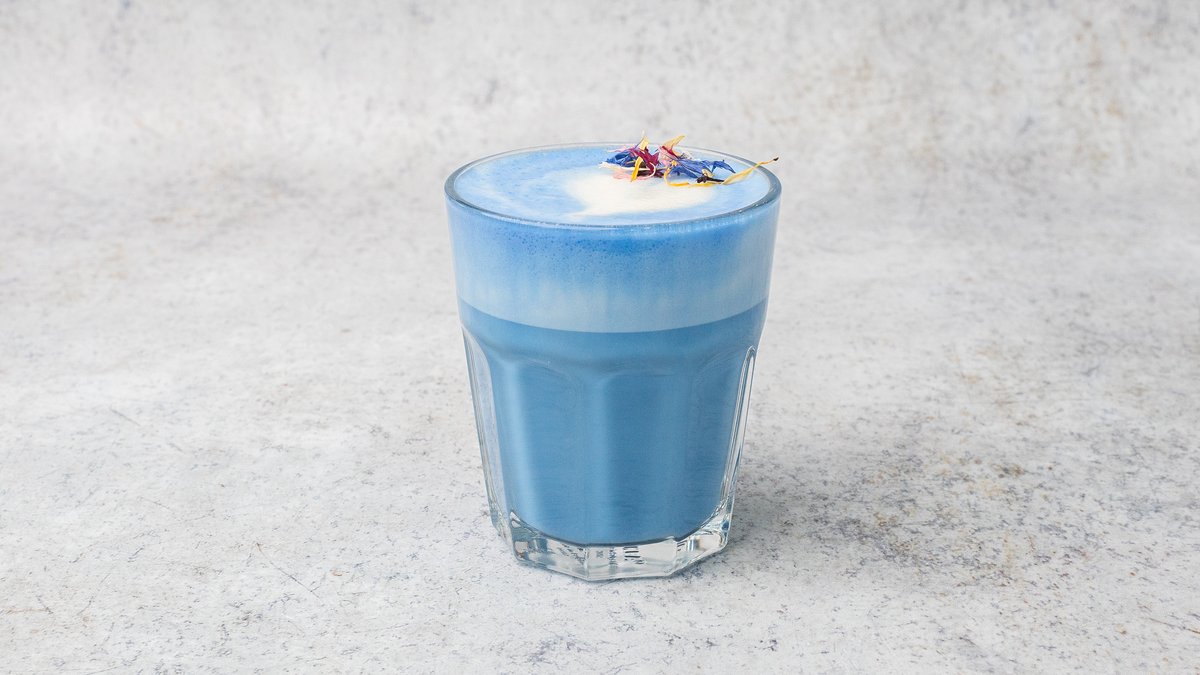 Spirulina latte