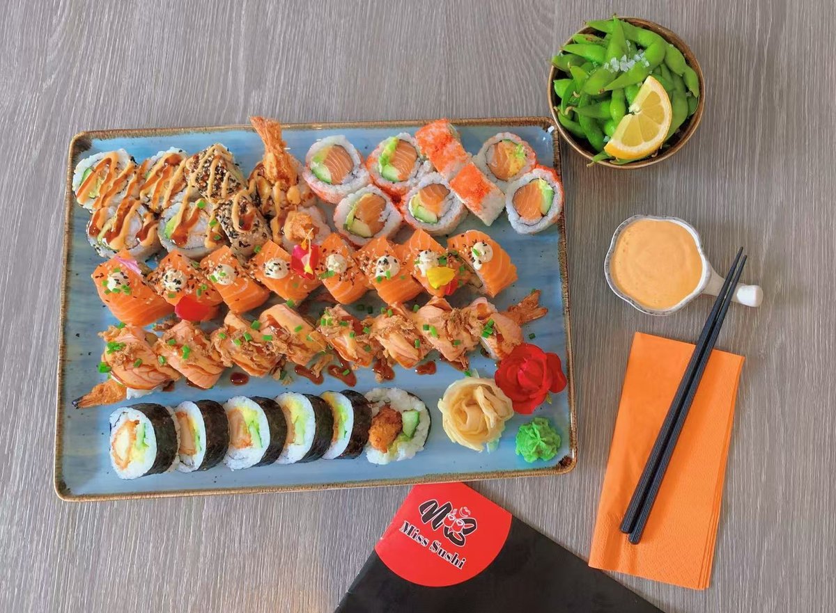 Super Menu 4 (38 stk + edamame bønner + chili mayo)