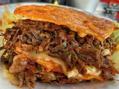Birria Mulita