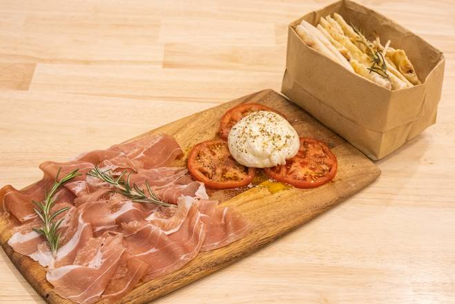 Burrata e Crudo