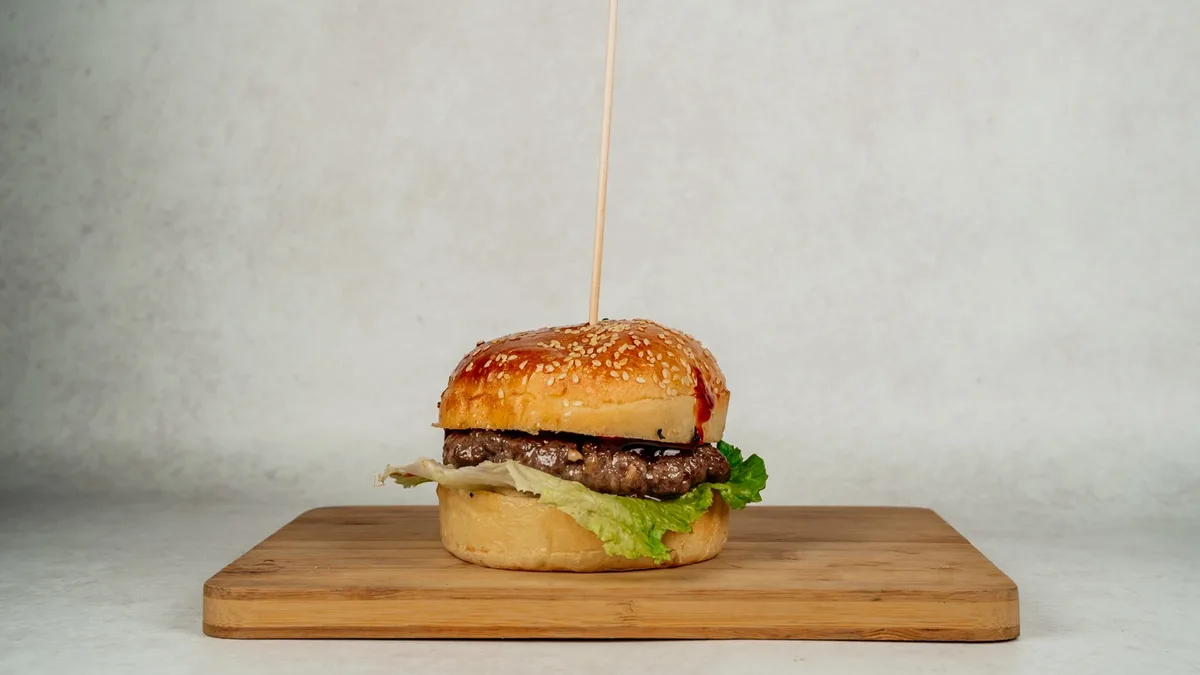 Classic burger