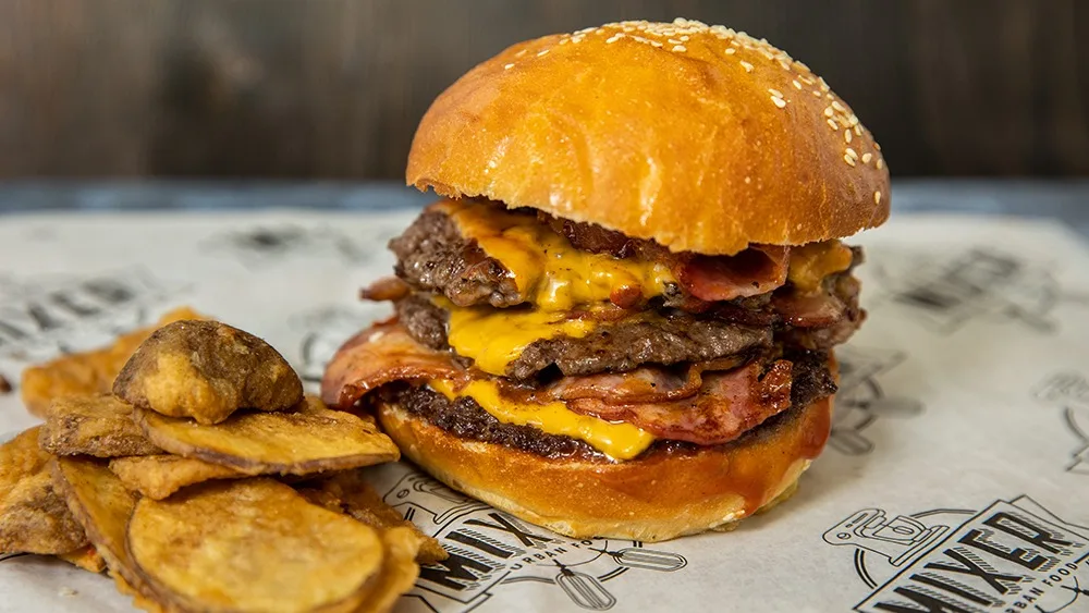 BBQ Smash burger triple