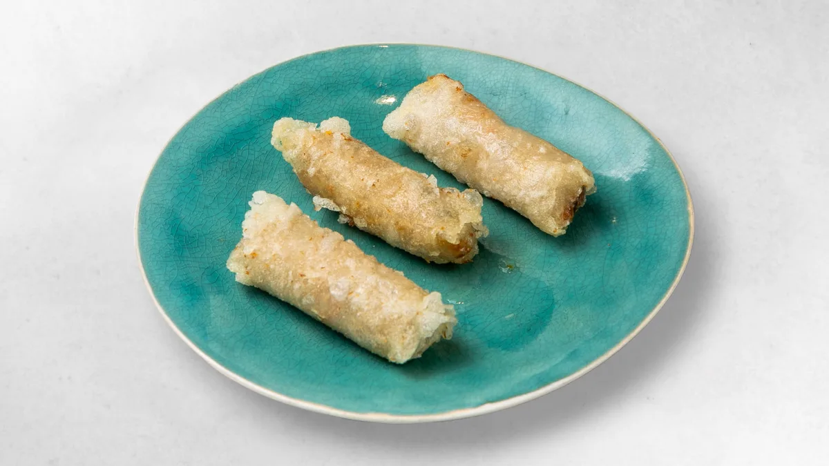 V2. Gebratene vietnamesische Rollen