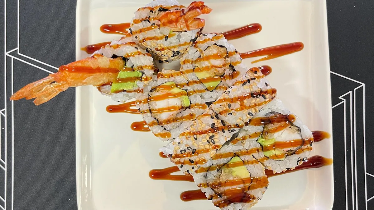 Katkarapu-avokado tempura x8