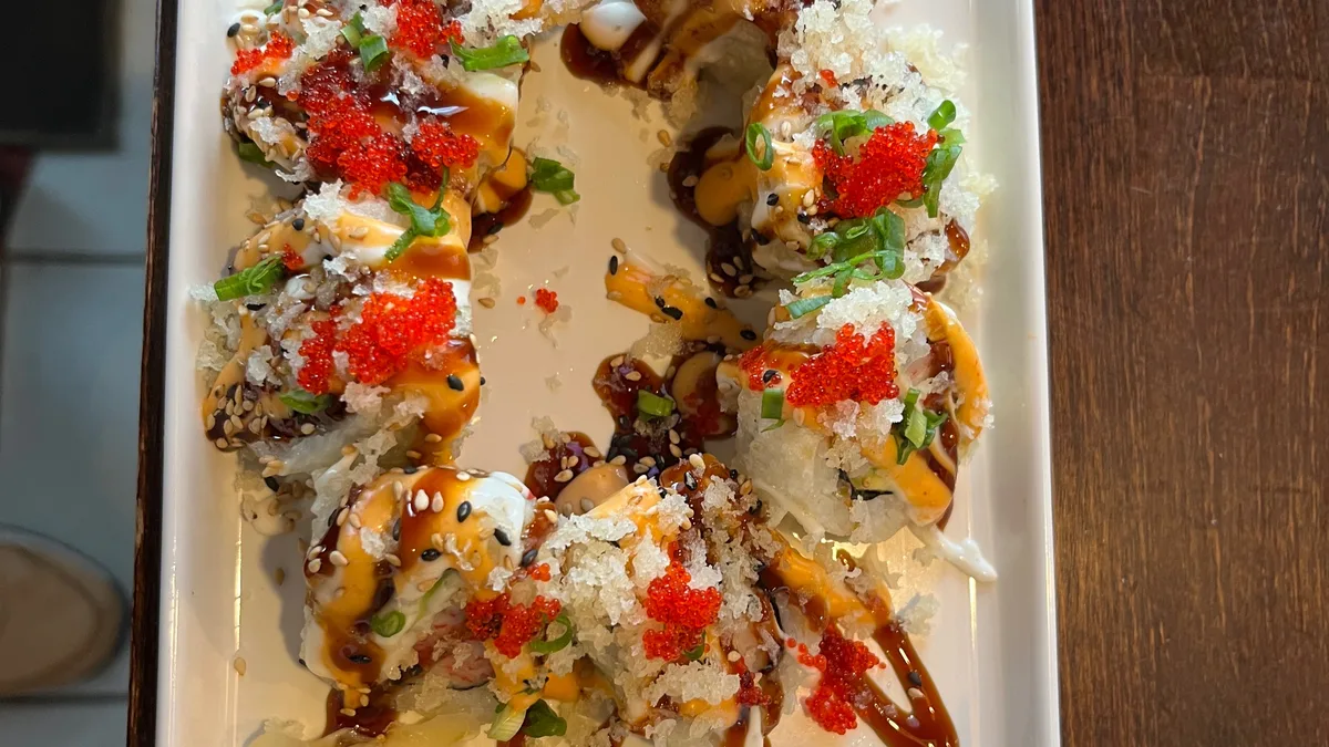 Volcano maki