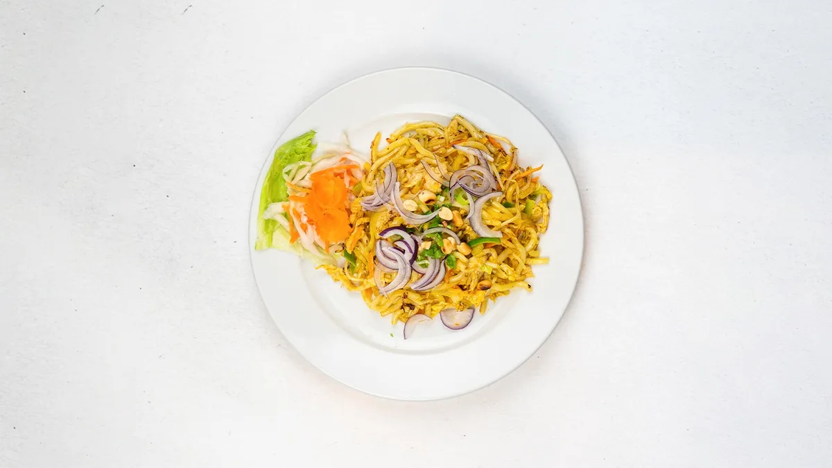 57. Smažený udon