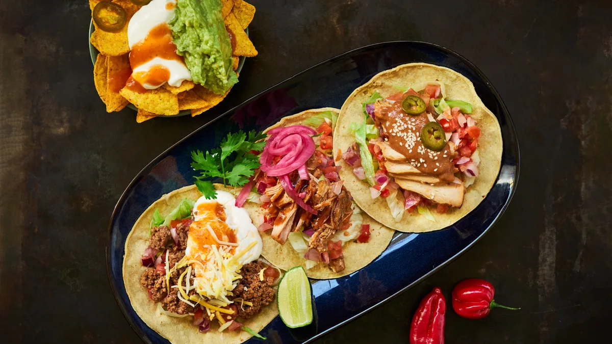 3 Tacos Delux Menu