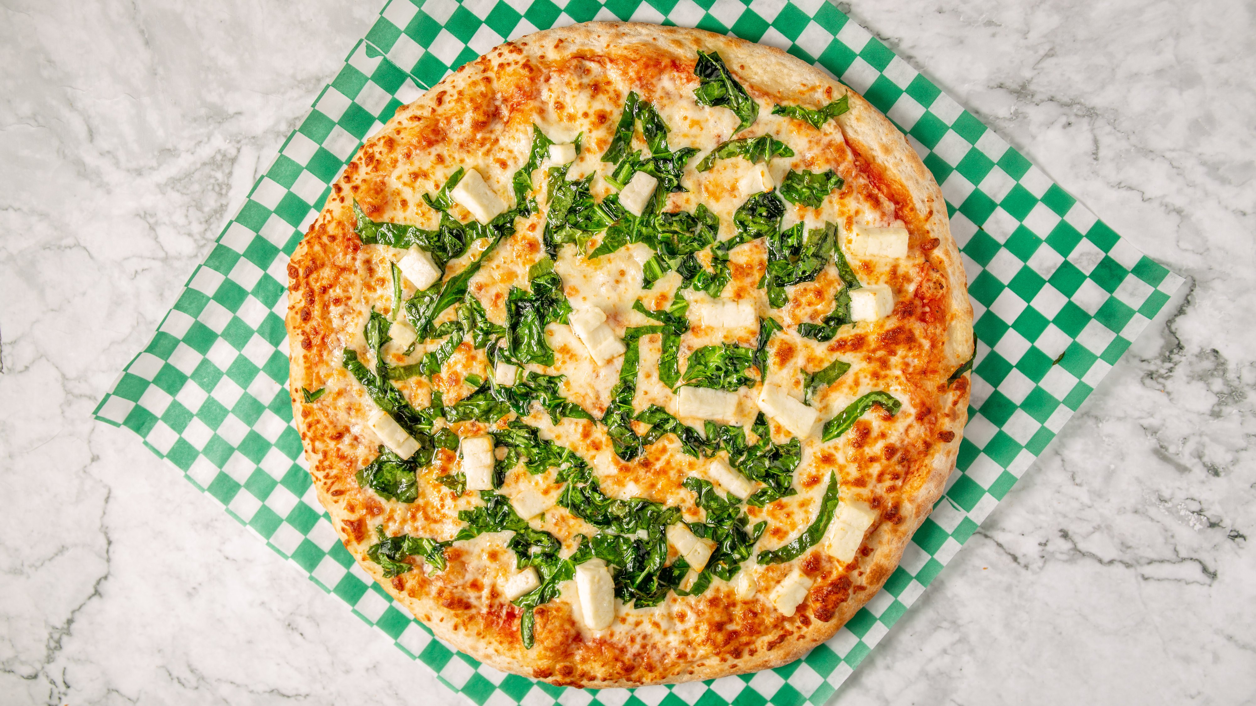 5. Classic Paneer Pizza