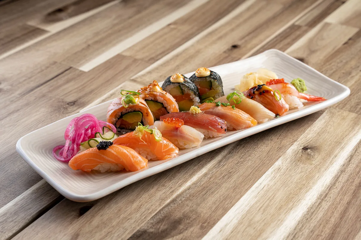 Sushi Moriawase - 15 Bitar