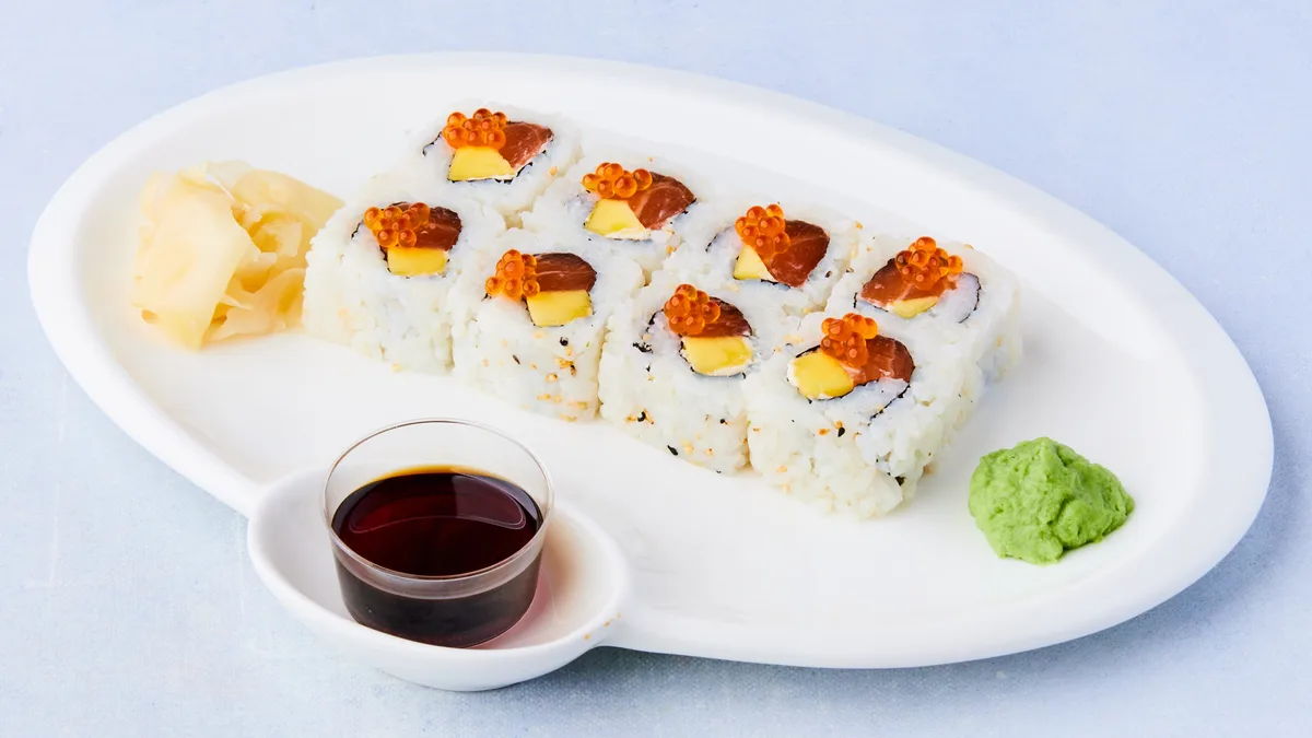 10. Laks Maki med Mango