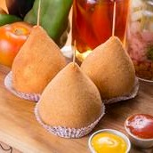 Coxinha de Frango com Catupiry