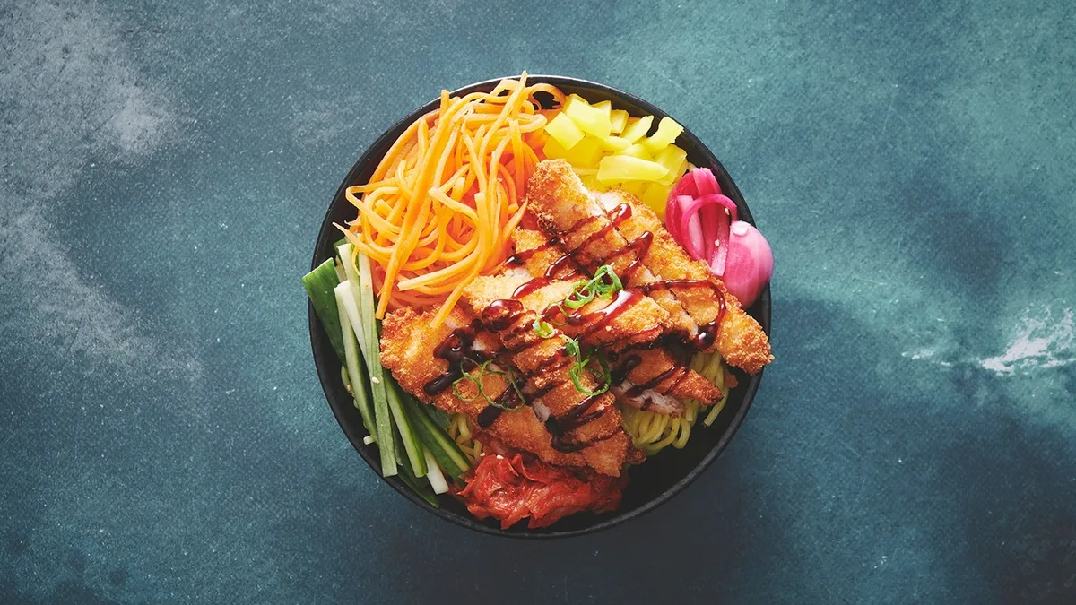Original fried chicken﻿ noodle bowl
