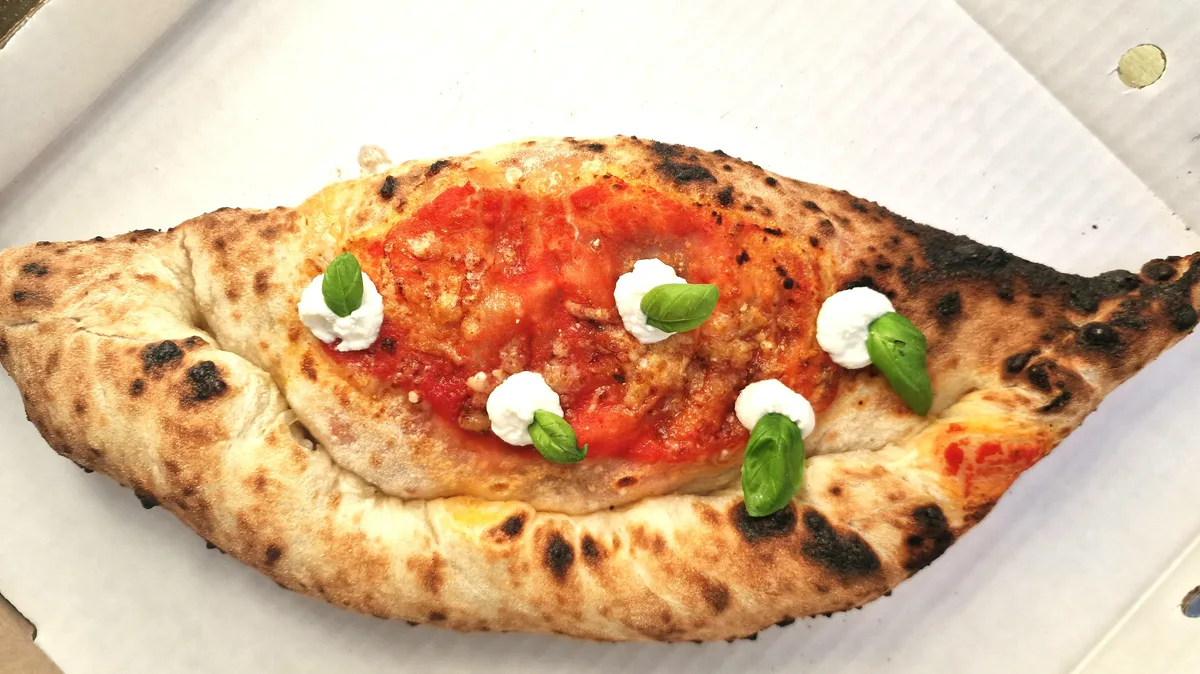 Calzone Bolognese
