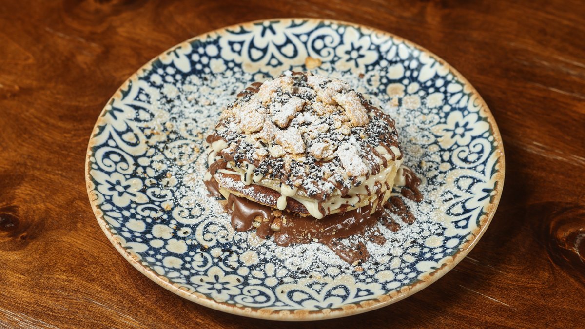 Pancakes με Λευκή Σοκολάτα και Μαύρη Σοκολάτα Γάλακτος