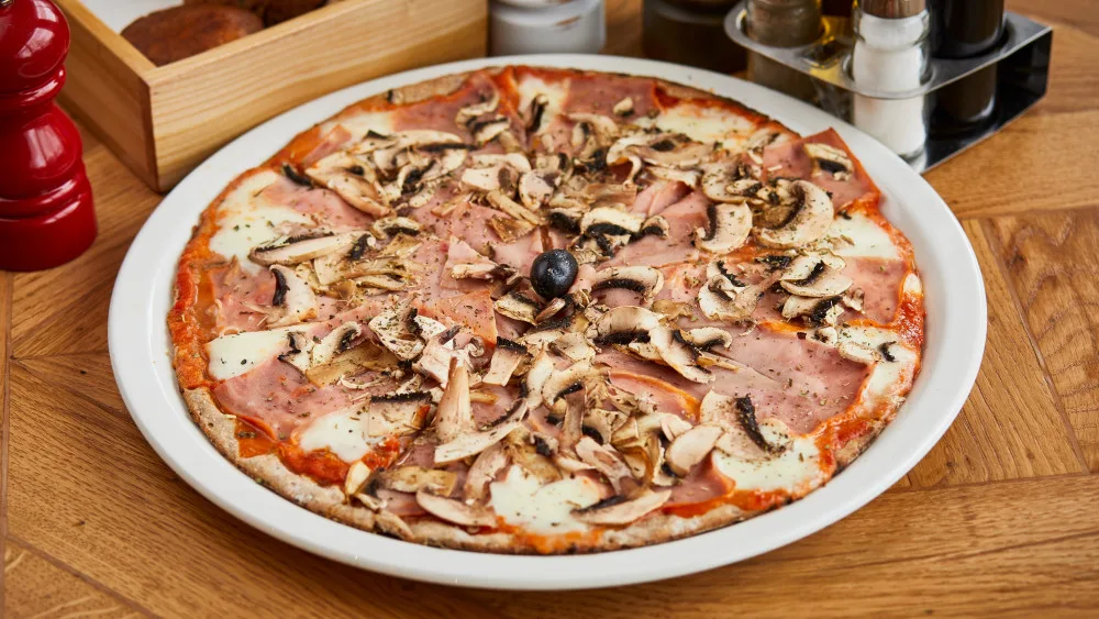 Capricciosa pizza