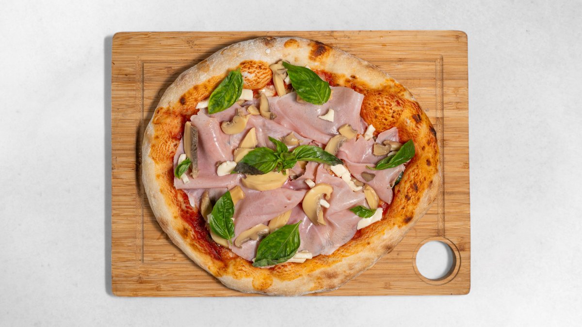 Pizza Prosciutto e Funghi