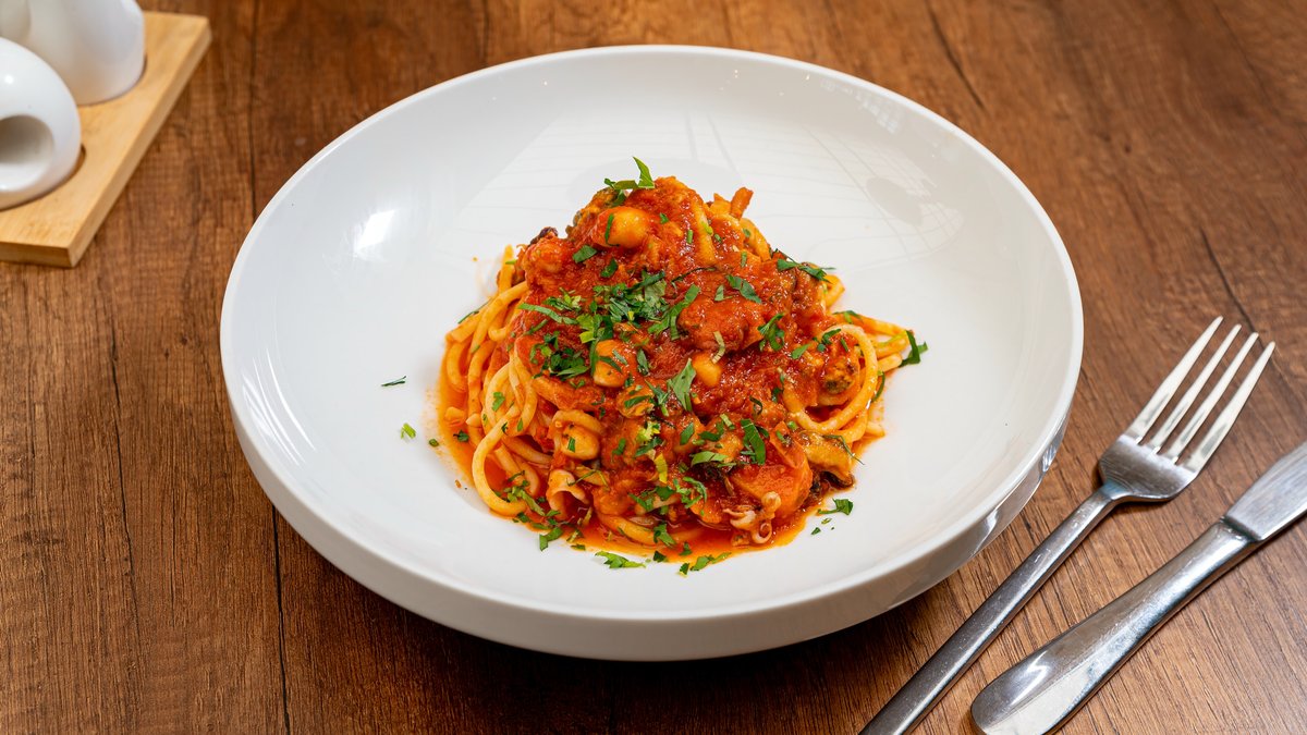 Spaghete cu fructe de mare