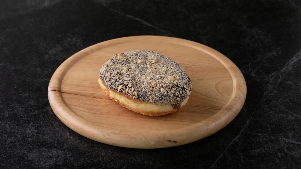 Donut Σοκολάτα με Επικάλυψη Μπισκότο