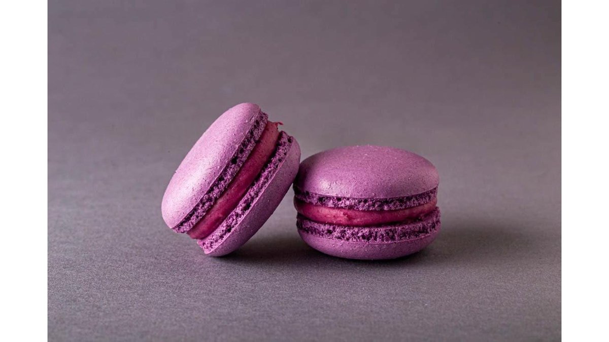 Macarons cu coacăze