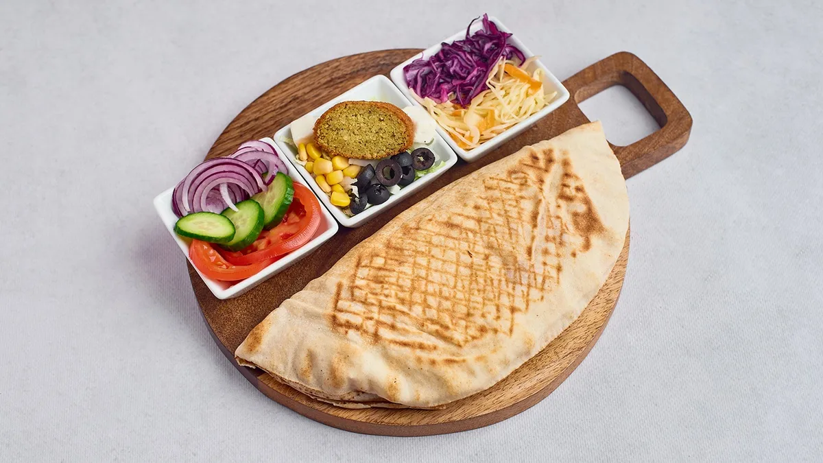 Falafel pita
