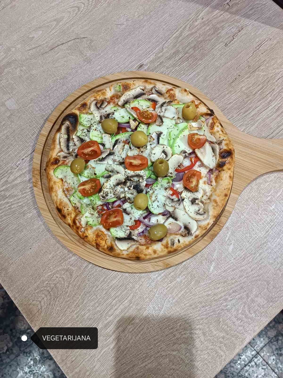 Vegeterijana 32cm