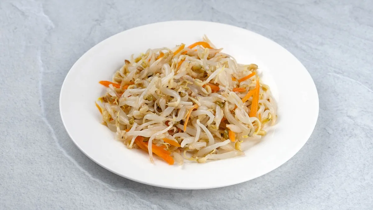 3. Salata od klica mahune