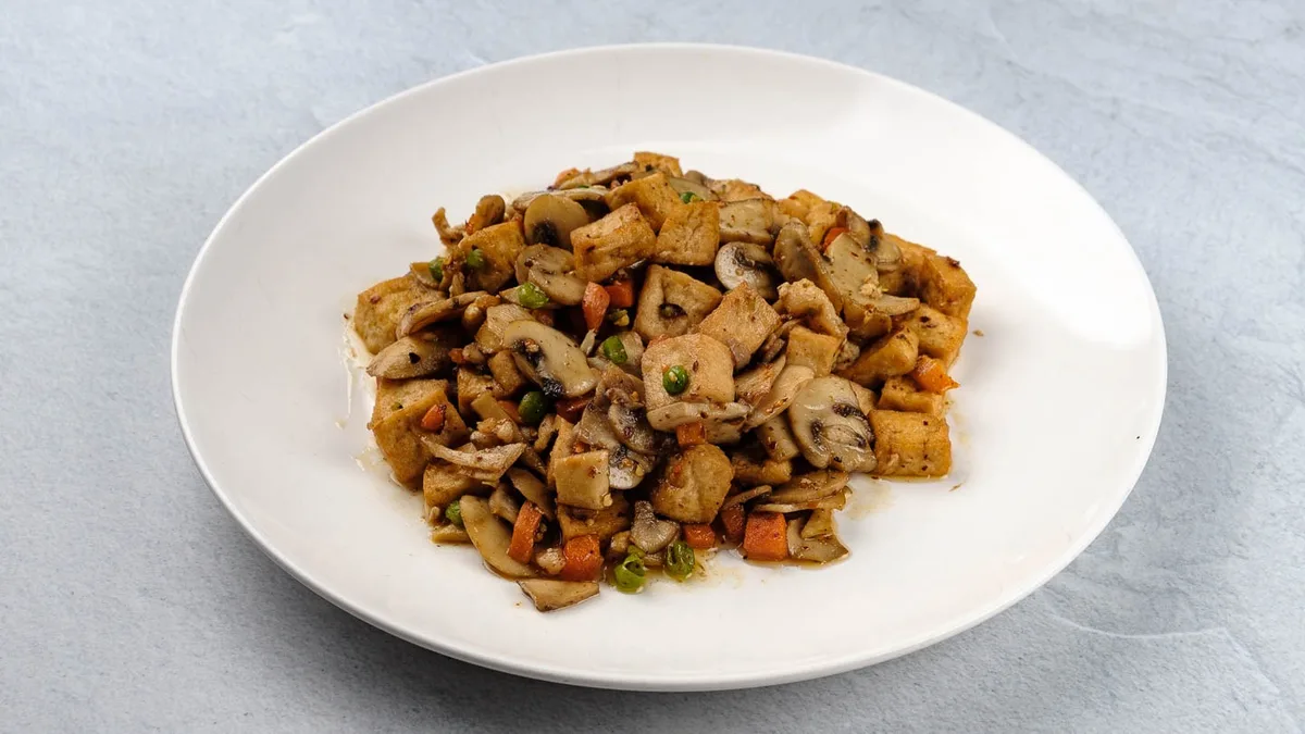 93b. Mapo tofu (ljuto)