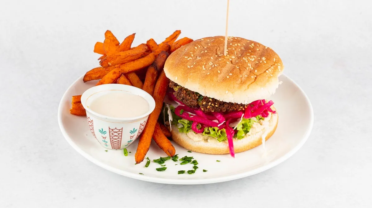Falafel burger