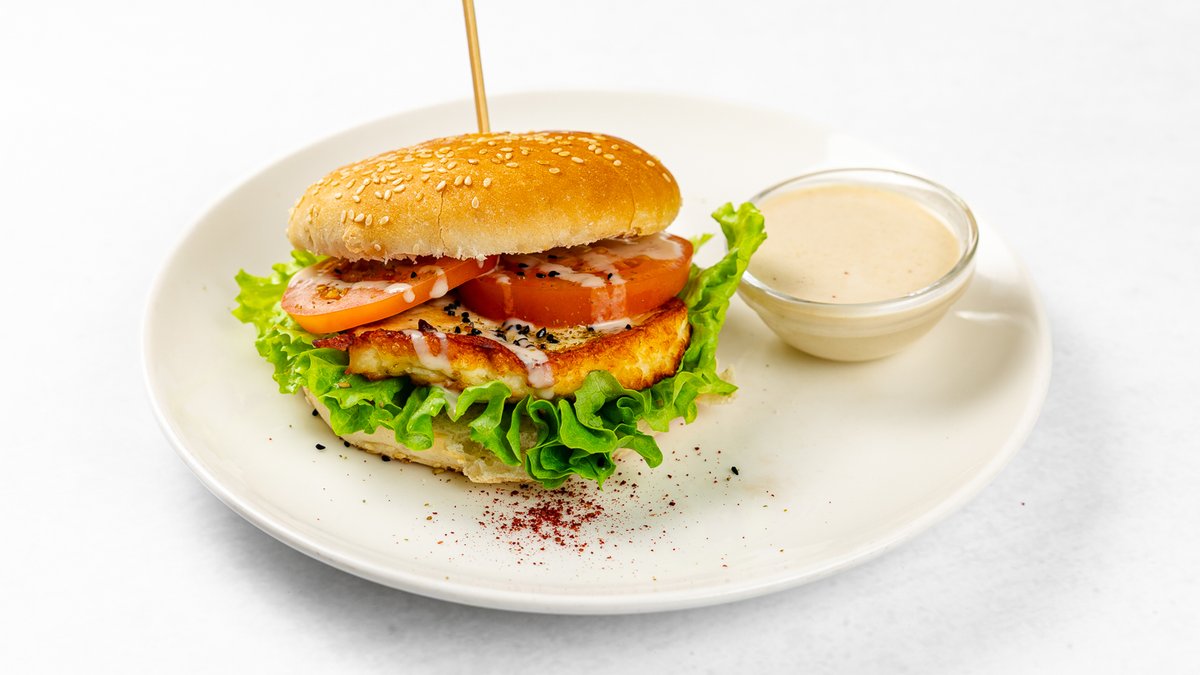Halloumi burger