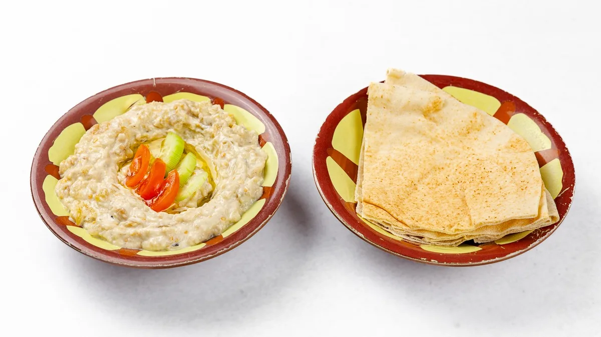 Hummus Klasik s pita kruhom