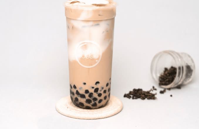 Okinawa milk boba tea w/ mochi