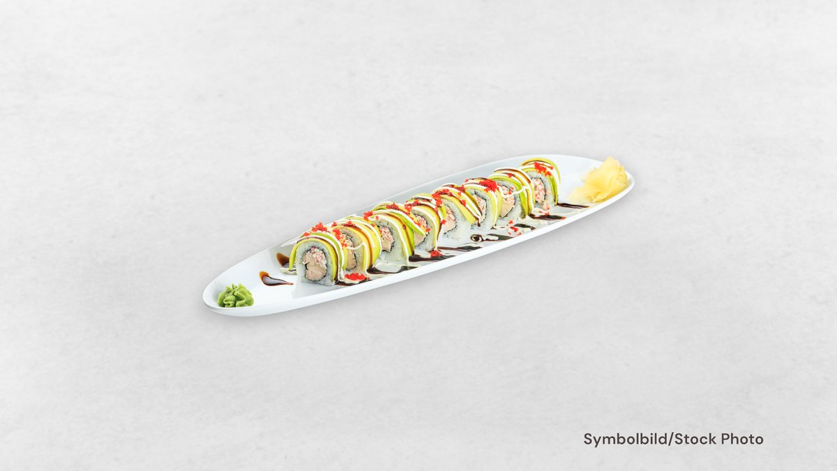 Avo-Chicken Maki