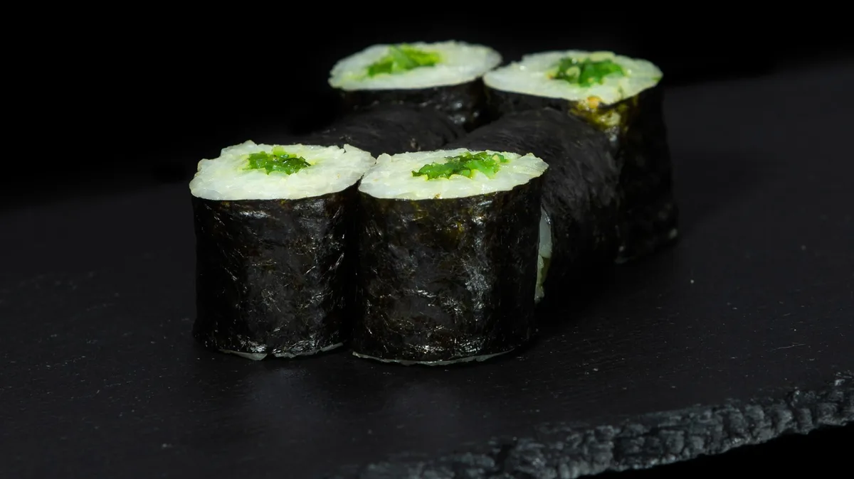 Maki goma wakame