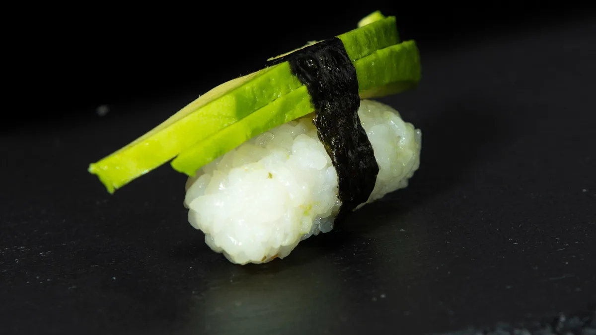 Nigiri avokádo