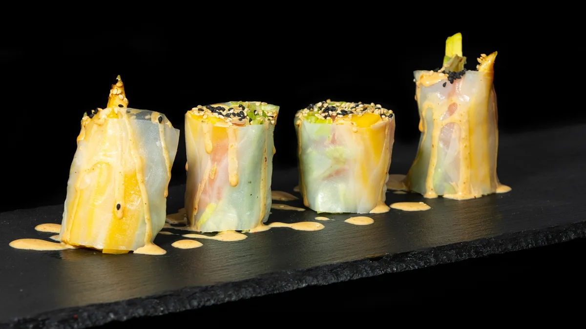 Salmon Fusion Roll