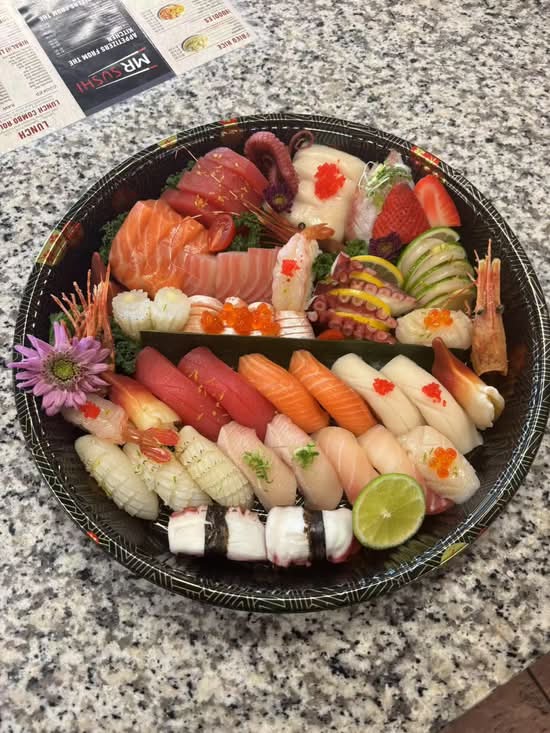 Mr Sushi Tray for SushiandSashimi