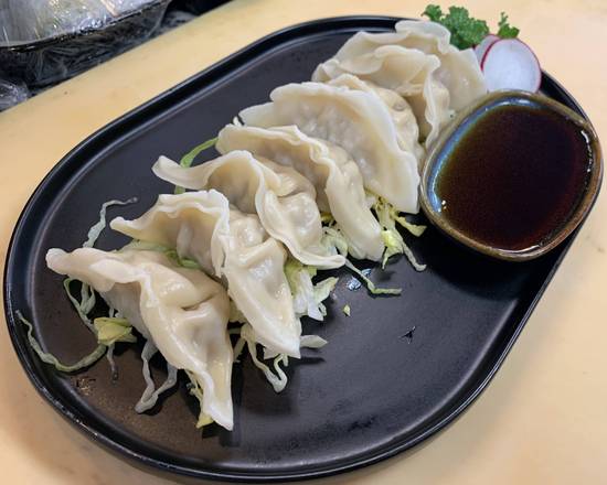 Steamed Pork Gyoza (8)